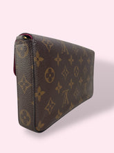 Carica l'immagine nel visualizzatore di Gallery, LOUIS VUITTON POCHETTE FELICIE
