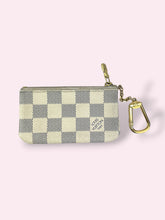 Carica l'immagine nel visualizzatore di Gallery, LOUIS VUITTON PORTAMONETE
