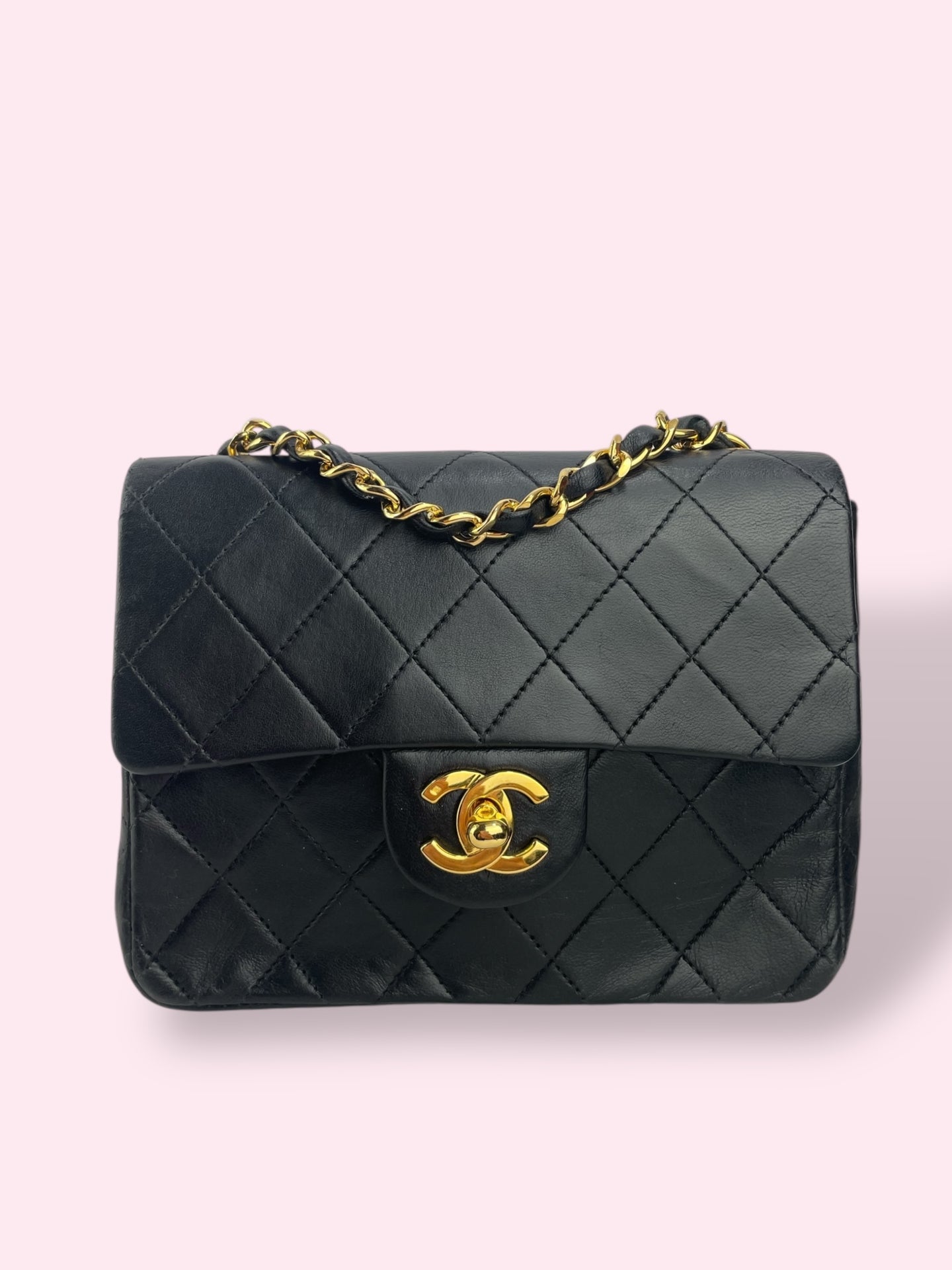 CHANEL SQUARE VINTAGE