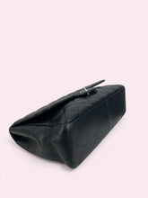 Carica l'immagine nel visualizzatore di Gallery, CHANEL JUMBO
