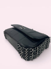Carica l'immagine nel visualizzatore di Gallery, CHANEL FLAP BAG CHAIN
