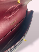 Carica l'immagine nel visualizzatore di Gallery, CHANEL CLASSIC FLAP 25 nera

