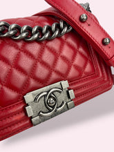 Carica l'immagine nel visualizzatore di Gallery, CHANEL BOY SMALL
