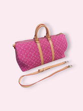 Carica l'immagine nel visualizzatore di Gallery, LOUIS VUITTON KEEPALL DENIM ROSA
