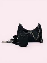 Carica l'immagine nel visualizzatore di Gallery, PRADA RE-EDITION 2005
