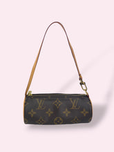Carica l'immagine nel visualizzatore di Gallery, LOUIS VUITTON MINI PAPILLON
