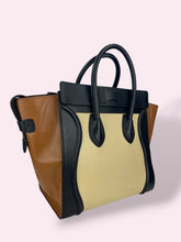 Carica l'immagine nel visualizzatore di Gallery, CELINE LUGGAGE

