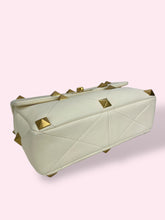 Carica l&#39;immagine nel visualizzatore di Gallery, VALENTINO ROMAN STUD
