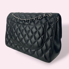Carica l'immagine nel visualizzatore di Gallery, CHANEL JUMBO BLACK
