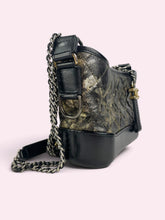 Carica l'immagine nel visualizzatore di Gallery, CHANEL GABRIELLE SMALL
