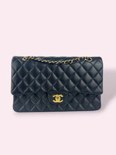 Carica l'immagine nel visualizzatore di Gallery, CHANEL CLASSIC FLAP 25 nera
