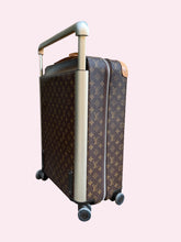 Carica l'immagine nel visualizzatore di Gallery, LOUIS VUITTON TROLLEY
