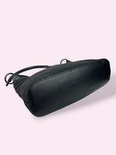 Carica l'immagine nel visualizzatore di Gallery, GUCCI HOBO SMALL
