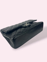 Carica l'immagine nel visualizzatore di Gallery, CHANEL CLASSIC FLAP 25 nera
