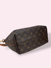 Carica l'immagine nel visualizzatore di Gallery, LOUIS VUITTON TURENNE
