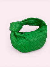 Carica l'immagine nel visualizzatore di Gallery, BOTTEGA VENETA JODIE "MINI"
