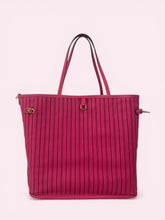 Carica l'immagine nel visualizzatore di Gallery, LV NEVERFULL MM INSIDE OUT
