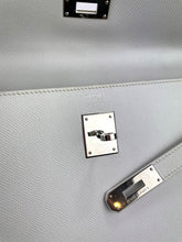 Carica l'immagine nel visualizzatore di Gallery, HERMES KELLY 35
