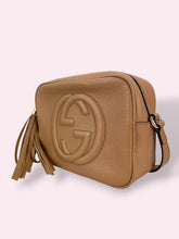 Carica l'immagine nel visualizzatore di Gallery, GUCCI CAMERA SOHO
