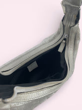 Carica l'immagine nel visualizzatore di Gallery, GUCCI HOBO
