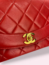 Carica l'immagine nel visualizzatore di Gallery, CHANEL DIANA VINTAGE 25
