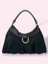 Carica l'immagine nel visualizzatore di Gallery, GUCCI HOBO
