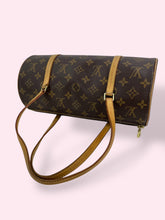 Carica l&#39;immagine nel visualizzatore di Gallery, LOUIS VUITTON PAPILLON
