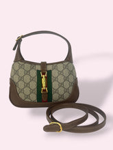 Carica l'immagine nel visualizzatore di Gallery, GUCCI JACKIE MINI
