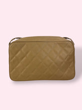 Carica l&#39;immagine nel visualizzatore di Gallery, CHANEL CAMERA BAG VINTAGE
