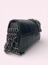 Carica l'immagine nel visualizzatore di Gallery, CHANEL FLAP BAG CHAIN
