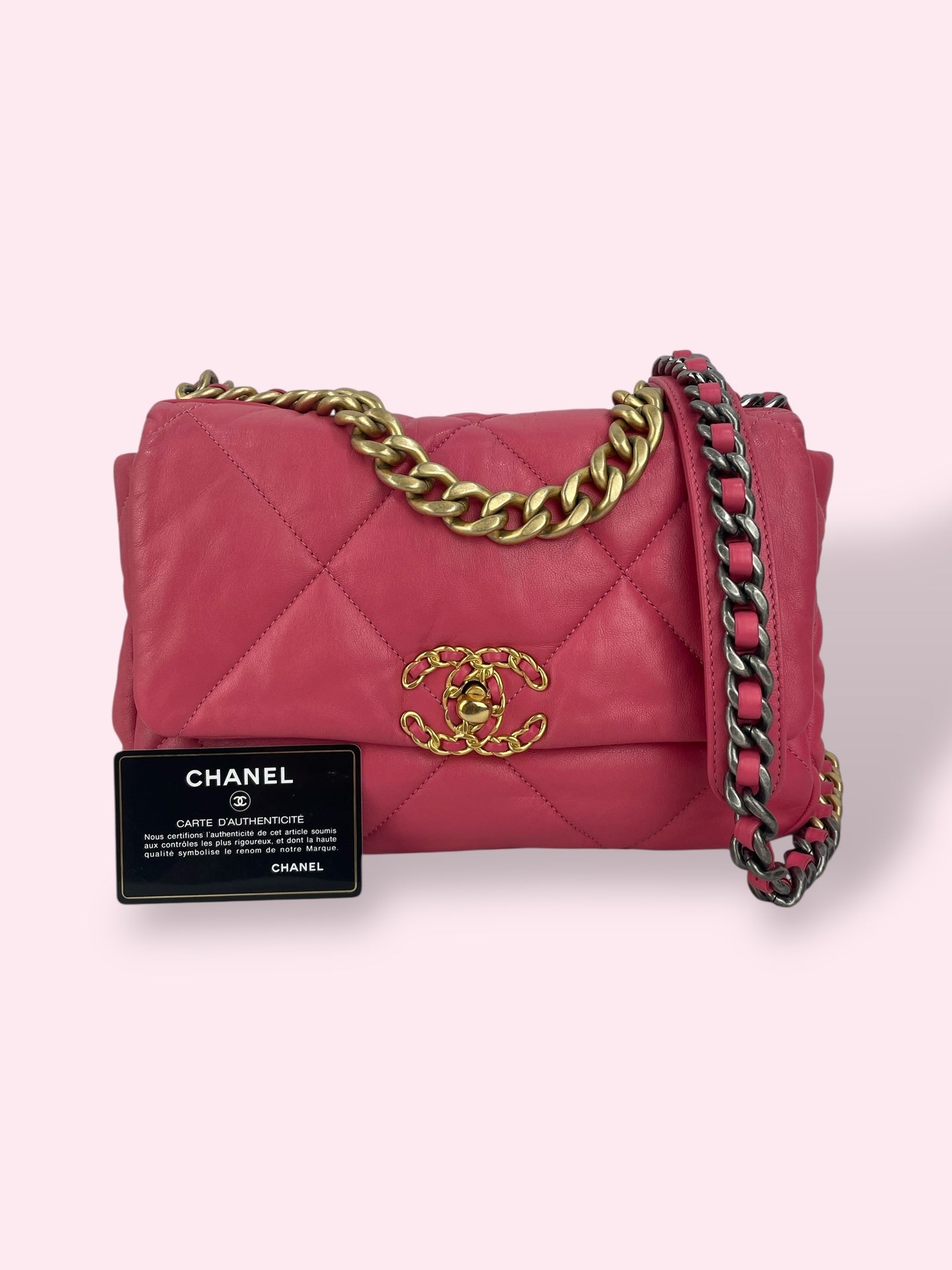 CHANEL 19 SMALL