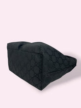 Carica l'immagine nel visualizzatore di Gallery, GUCCI HOBO nylon
