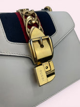 Carica l'immagine nel visualizzatore di Gallery, GUCCI SYLVIE
