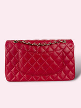 Carica l&#39;immagine nel visualizzatore di Gallery, CHANEL CLASSIC FLAP ROSSO FRAGOLA
