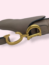 Carica l'immagine nel visualizzatore di Gallery, DIOR SADDLE
