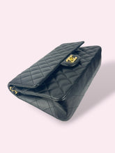 Carica l'immagine nel visualizzatore di Gallery, CHANEL CLASSIC FLAP 25 nera
