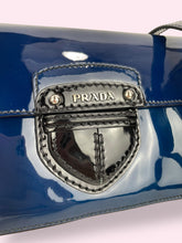 Carica l'immagine nel visualizzatore di Gallery, PRADA FLAP BAG
