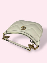 Carica l'immagine nel visualizzatore di Gallery, GUCCI MEZZALUNA MARMONT
