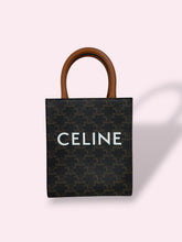 Carica l'immagine nel visualizzatore di Gallery, CELINE MINI TOTE VERTICAL
