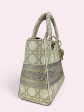 Carica l'immagine nel visualizzatore di Gallery, LADY DIOR SPECIAL EDITION
