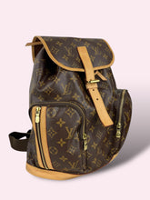 Carica l&#39;immagine nel visualizzatore di Gallery, LOUIS VUITTON ZAINO
