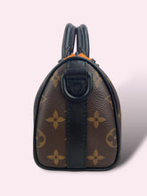 Carica l&#39;immagine nel visualizzatore di Gallery, LOUIS VUITTON SPEEDY SMALL LIMITED EDITION
