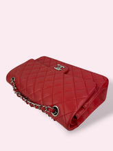 Carica l'immagine nel visualizzatore di Gallery, CHANEL CLASSIC ROSSA
