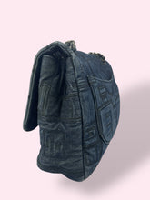Carica l&#39;immagine nel visualizzatore di Gallery, CHANEL DENIM TIMELESS

