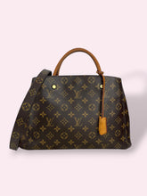 Carica l'immagine nel visualizzatore di Gallery, LOUIS VUITTON MONTAIGNE
