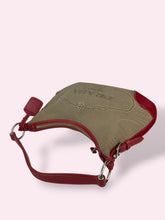 Carica l'immagine nel visualizzatore di Gallery, PRADA HOBO CANAPA
