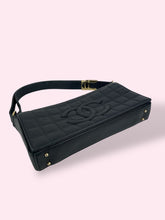 Carica l&#39;immagine nel visualizzatore di Gallery, CHANEL BAGUETTE/FLAP BAG
