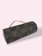 Carica l'immagine nel visualizzatore di Gallery, LOUIS VUITTON MINI PAPILLON

