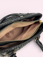 Carica l'immagine nel visualizzatore di Gallery, MIU MIU SHOPPER
