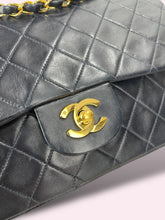 Carica l&#39;immagine nel visualizzatore di Gallery, CHANEL CLASSIC FLAP BLU NOTTE
